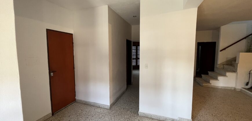 CASA FAMILIAR AMPLIA