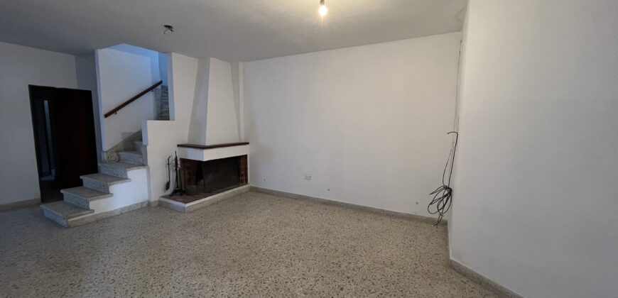 CASA FAMILIAR AMPLIA