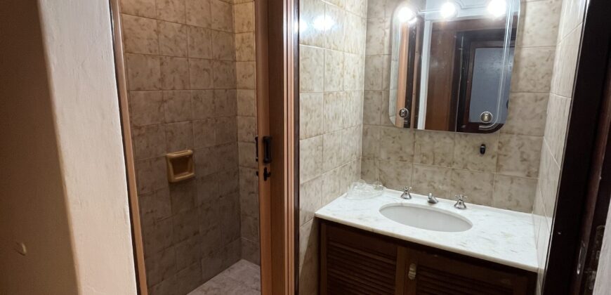 CASA FAMILIAR AMPLIA