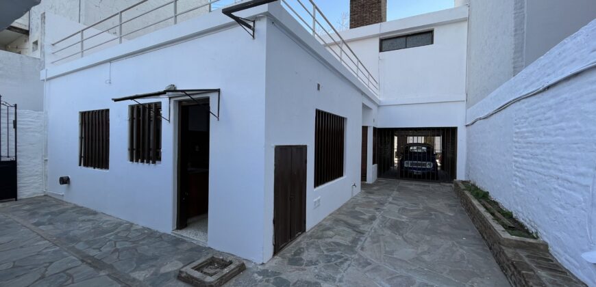 CASA FAMILIAR AMPLIA