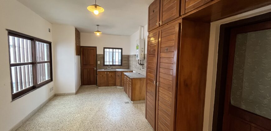 CASA FAMILIAR AMPLIA