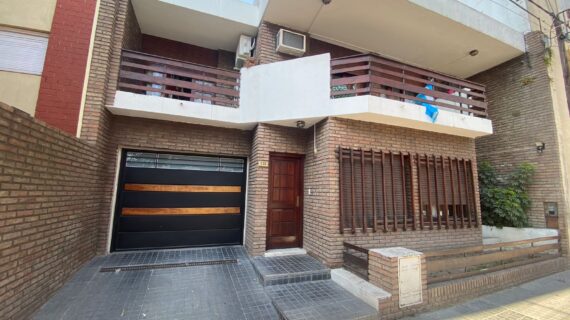 CASA FAMILIAR AMPLIA